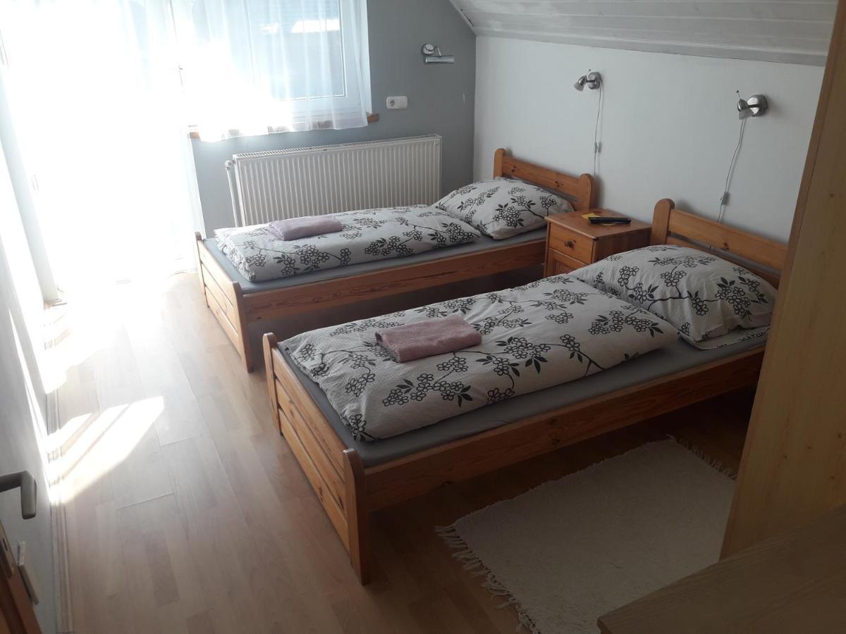 Arielle Panzio Hotell Zalaegerszeg Exteriör bild